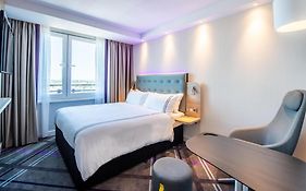 Premier Inn Köln City Süd